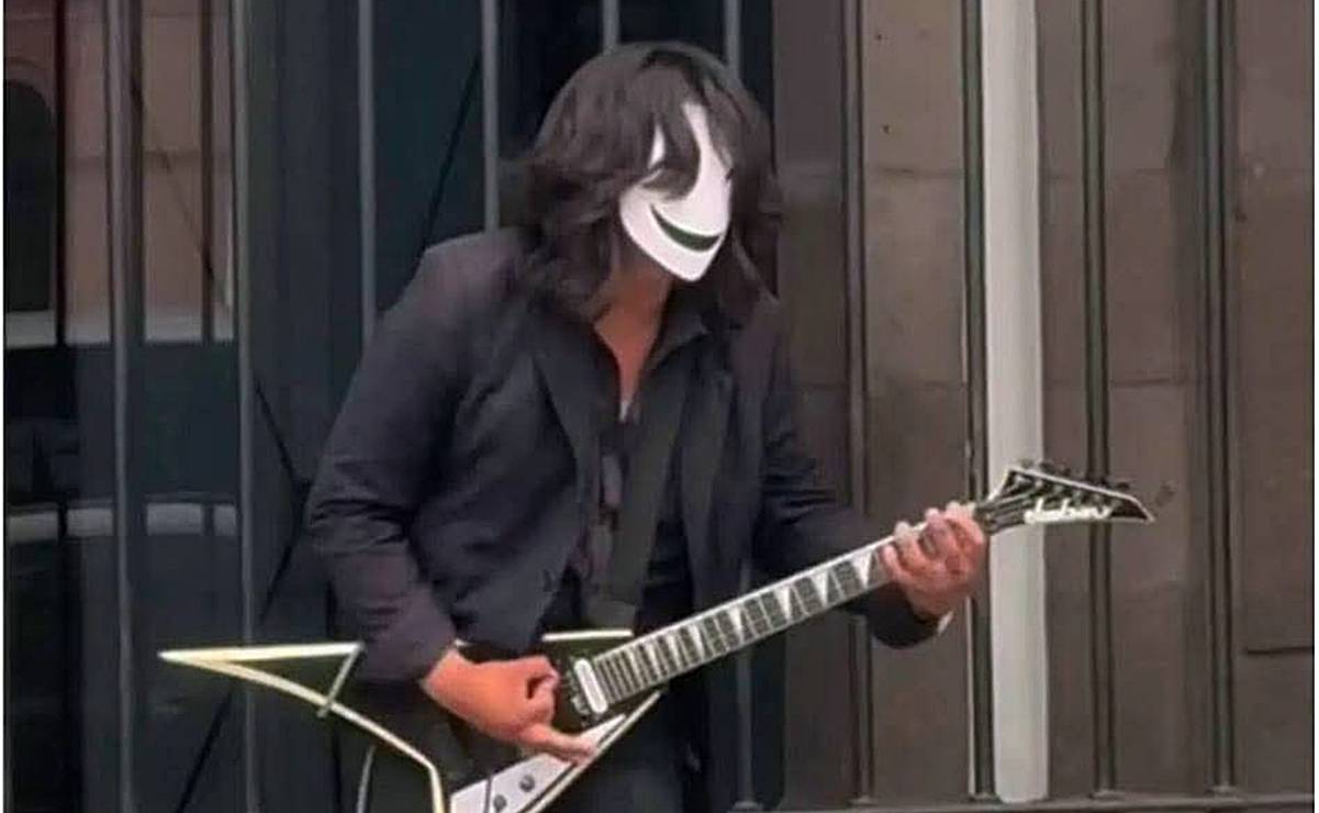 Artista callejero de SLP cautiva a Mark Jansen, guitarrista de la banda Epica