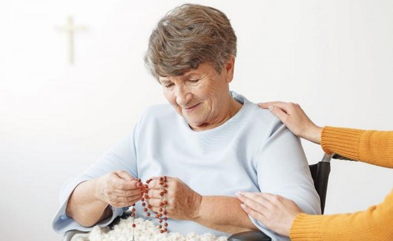  Enfermos de Alzheimer podrían recuperar la memoria, hallan posible método