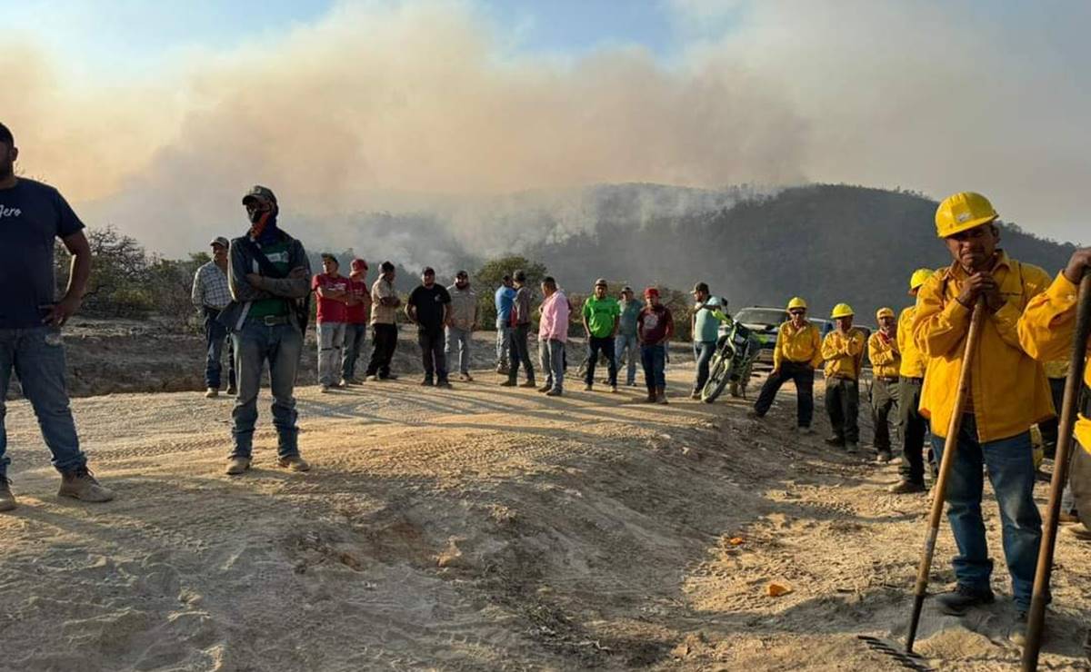 Piden donativos para brigadistas y voluntarios que combaten el incendio de Santa María del Río