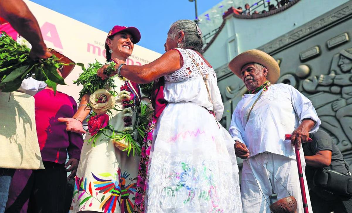 En Veracruz, la aspirante oficialista presentó el Eje Temático de Gobierno: Derechos Sociales, Bienestar y Reducción de la Desigualdad, con el que busca que más gente salga de la pobreza. Foto: Diego Simón Sánchez | El Universal