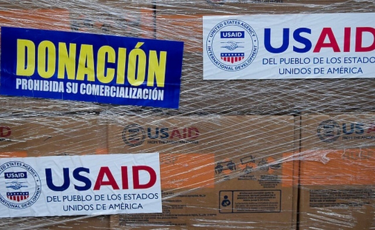 Maduro ha negado que haya una crisis humanitaria y dice que el envío de ayuda que ha liderado Estados Unidos es parte de un plan para destituir a su gobierno (Foto: Getty Images)