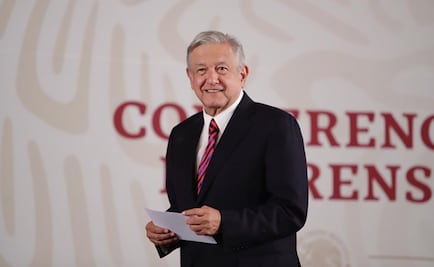 Muestra AMLO cifras de fortaleza del peso