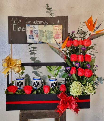 La floristería de San Luis Potosí que realiza arreglos con elotes preparados