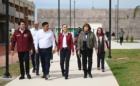 Sheinbaum anuncia la beca Gertrudis Bocanegra para estudiantes de la Universidad Rosario Castellanos en SLP