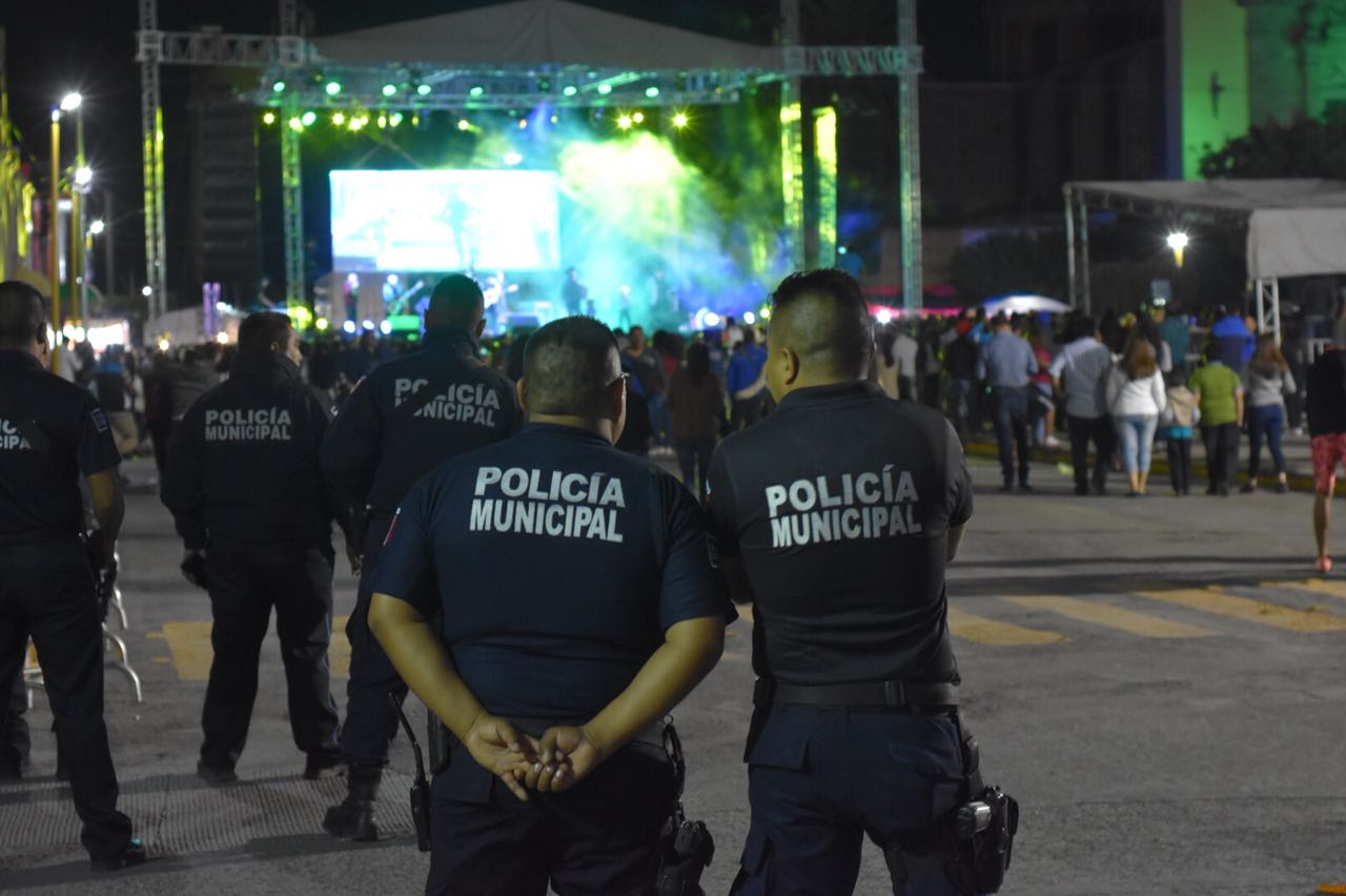 Operativo de seguridad por concierto de El Tri en Feria de la enchilada