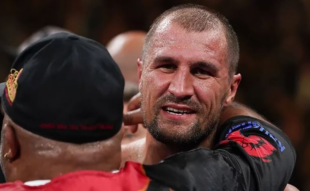 Pide Kovalev revancha a Canelo; Chávez Jr. lo acusa de mal perdedor