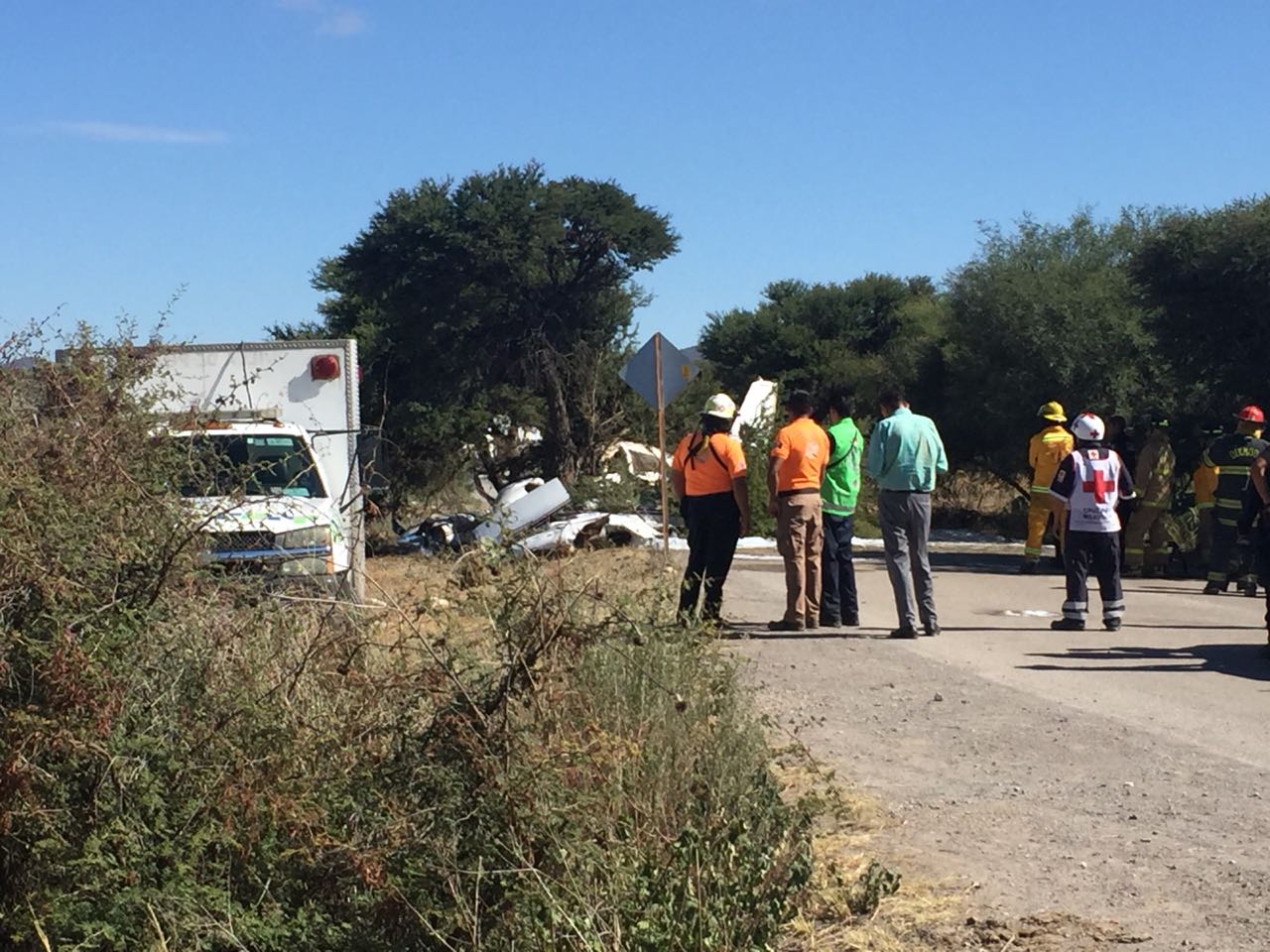Un muerto y un herido, saldo de caída de avioneta en SLP
