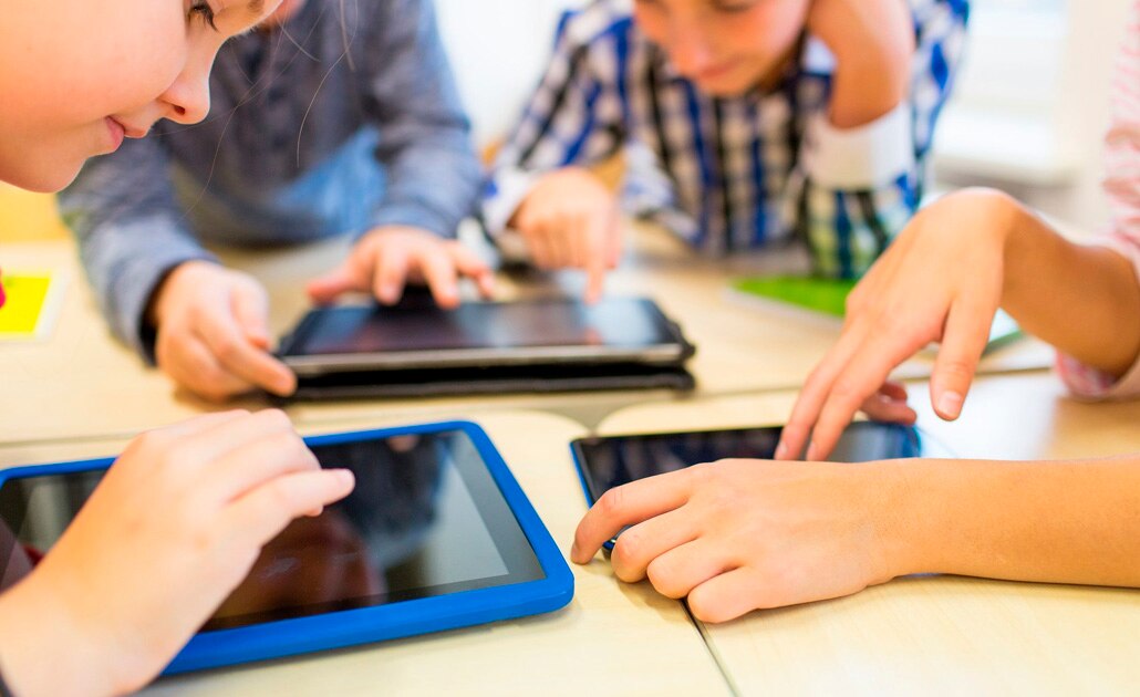 “Uso prolongado de internet puede tener efectos psicológicos”