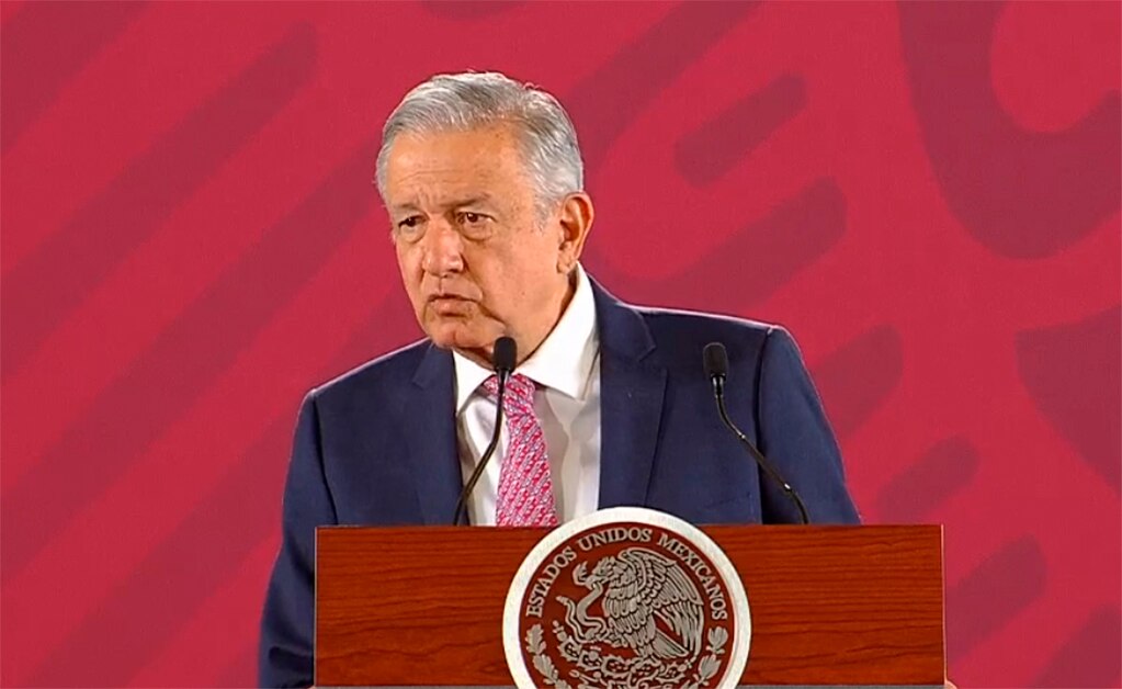 AMLO señala que enfrentará amparos contra aeropuerto en Santa Lucía “sin perder la cabeza”
