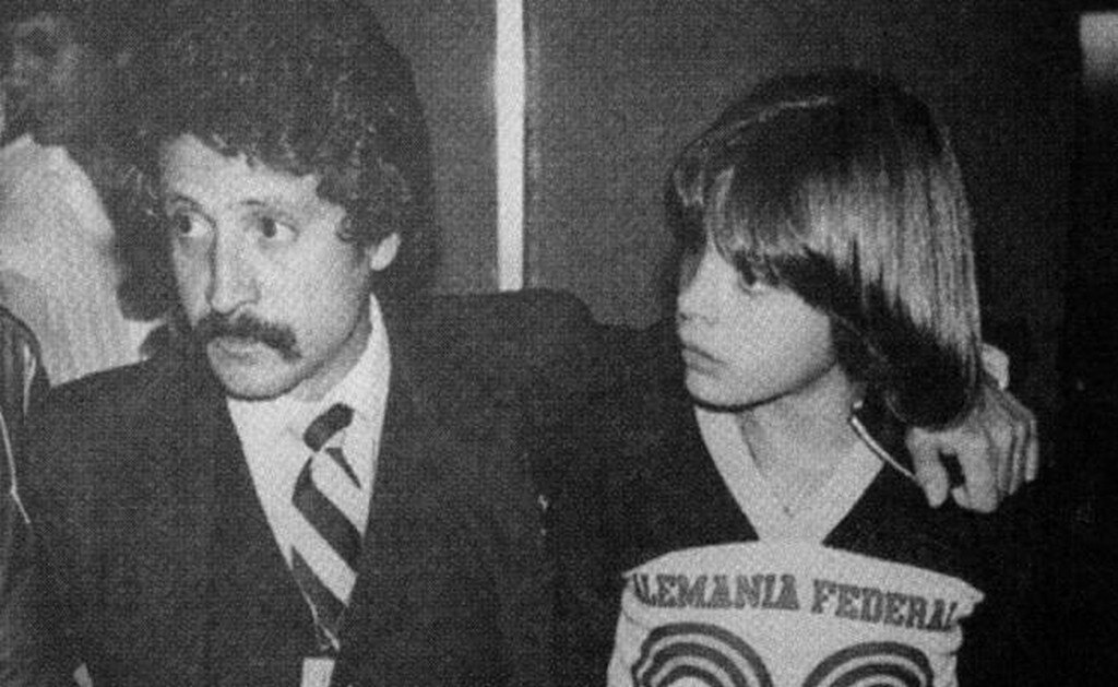 Se ha puesto en duda la paternidad de Luisito Rey FOTO: ARCHIVO