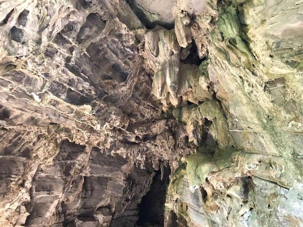Detalles de la cueva. Foto: Hotel HI Huasteca Inn