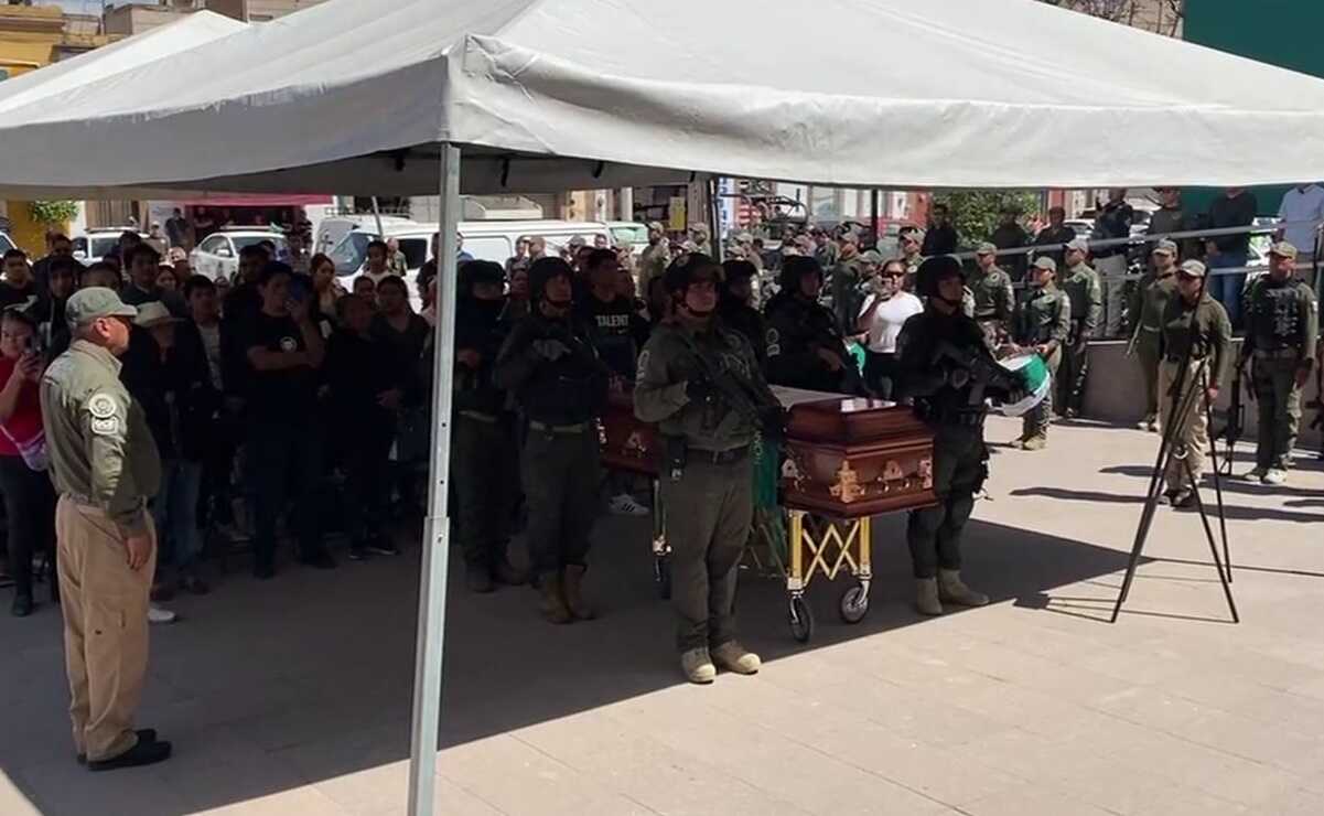 Con homenaje, dan último adiós a elementos de la Guardia Civil que murieron durante motín en penal de La Pila, SLP