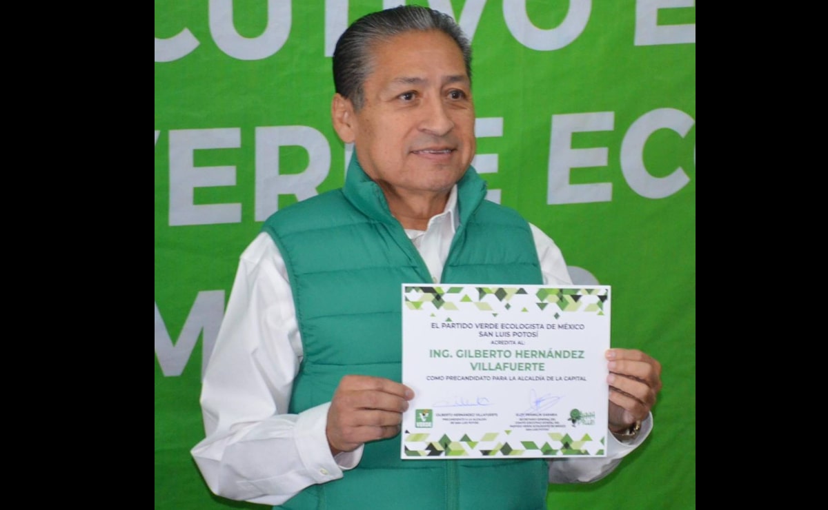 Gilberto Hernández Villafuerte se registró este miércoles como aspirante a la candidatura del Partido Verde Ecologista de México. Foto: Especial
