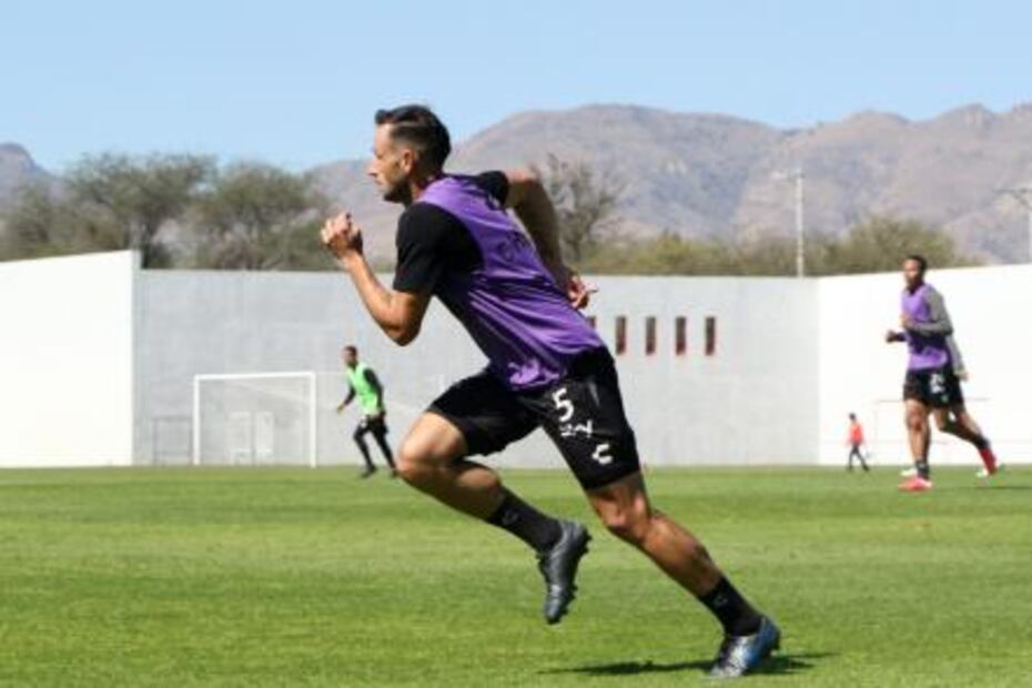 “Llegué a una institución buena”, señala Julio González