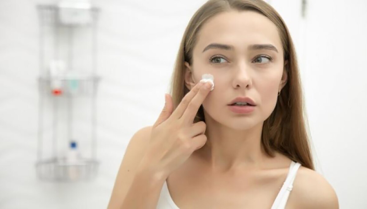 Químicos en maquillaje podrían causar cáncer de mama