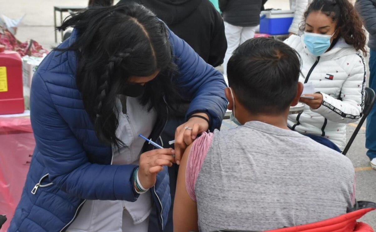 SLP inicia nueva jornada de vacunación antiCovid para menores, adultos de más de 40 años y rezagados