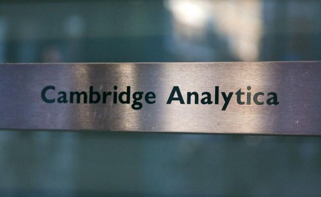 PRD pide investigar al PRI por presuntos nexos con Cambridge Analytica