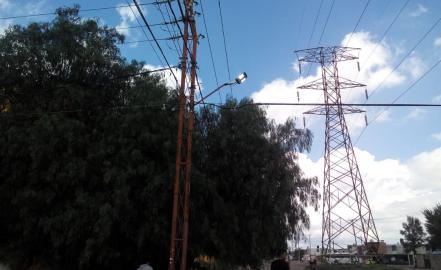 Falta de alumbrado en colonia Arbolitos propicia robos