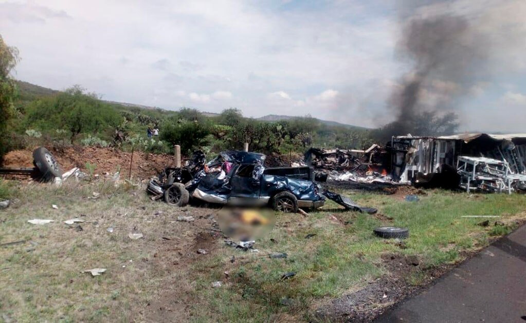 Identifican a las víctimas de mortal accidente en supercarretera