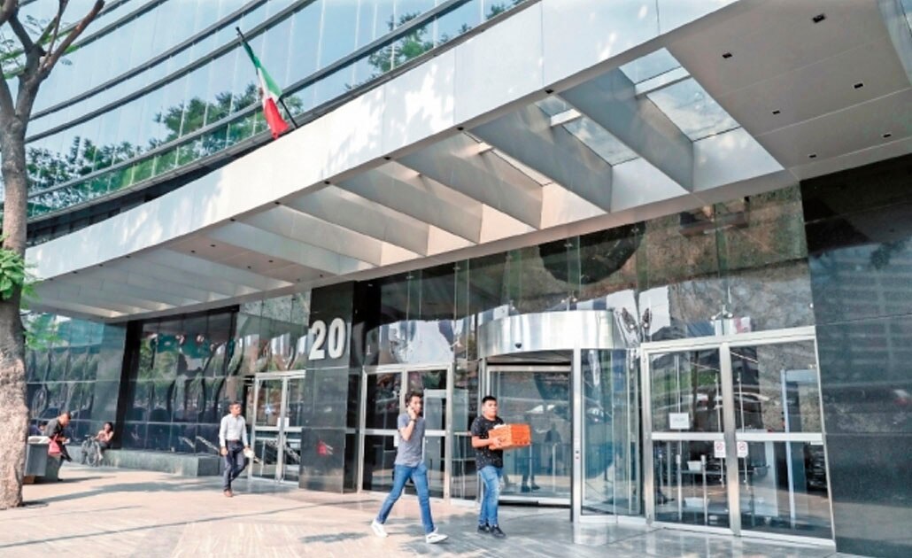 Peña deja deuda a fiscalía por mil 390 mdp por renta de edificios