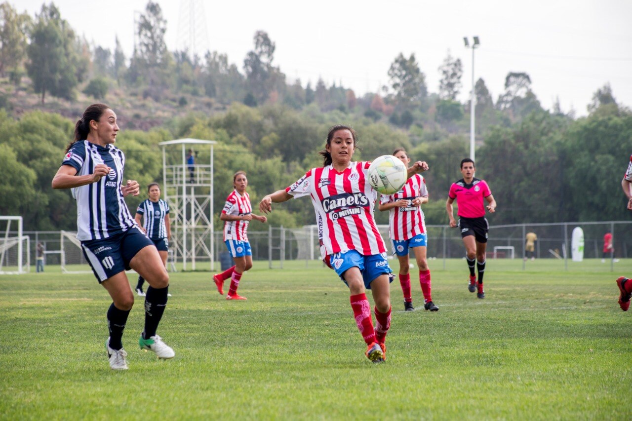 Atlético de San Luis femenil cae ante Rayadas en partido de preparación