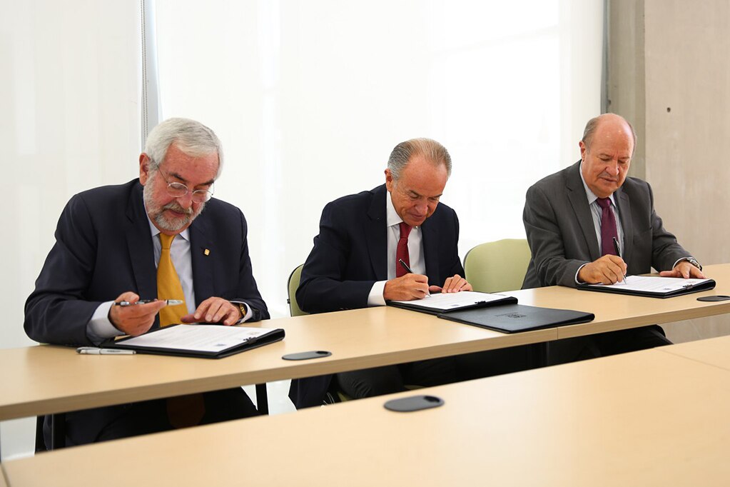 Firman convenio para iniciar estudios para protección de Sierra de San Miguelito