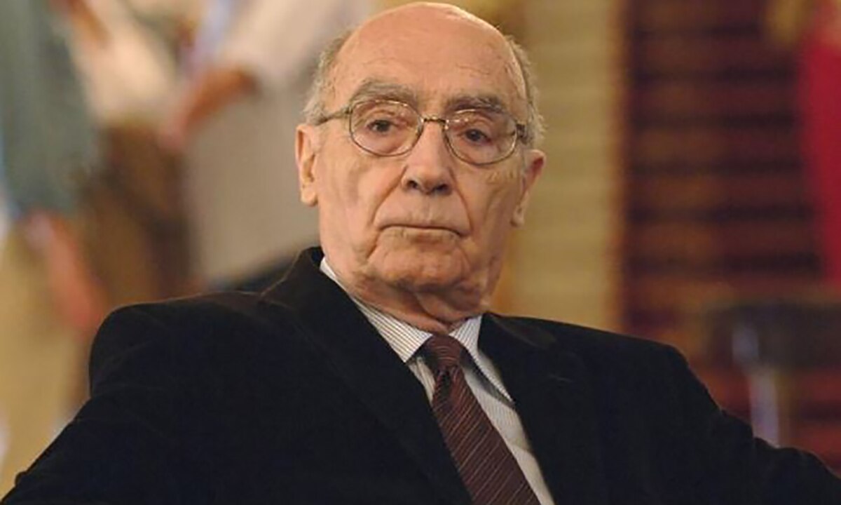 Sale a la luz el diario inédito de José Saramago