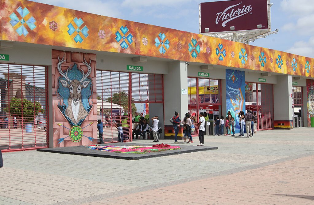 Vecinos de la feria podrían recibir sanciones por negar estacionamiento 