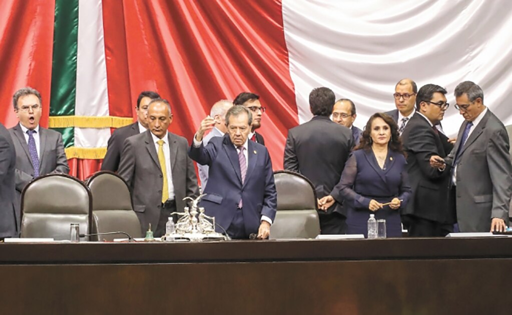 Se impone Morena en Congreso a oposición