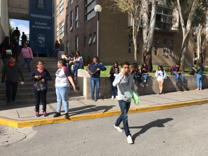 Examen de ingreso a la UASLP