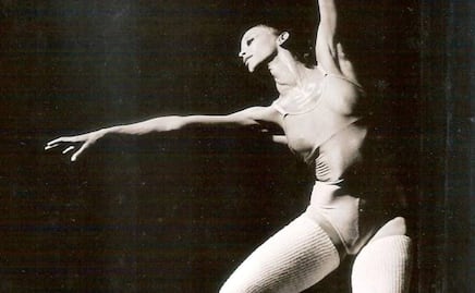 Celebran 55 años de trayectoria de Neri Fernández, destacada bailarina y coreógrafa potosina