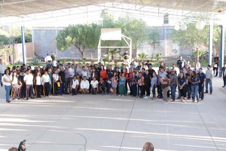 Nava Palacios entrega obras de infraestructura educativa en La Pila