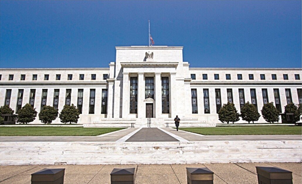 Fed recorta tasa de referencia en 25 puntos base