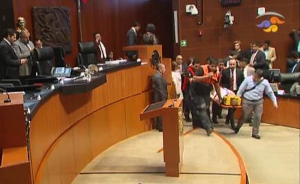 Se desvanece senadora de Morena en el pleno