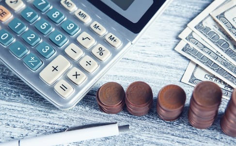 Gratificaciones y bonos legales en LATAM: cómo simplificar su cálculo con tecnología