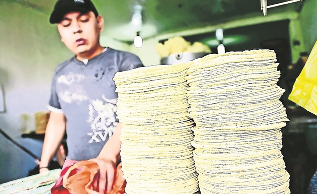 Por mercado negro, tortilla registra incremento y llega hasta los 18 pesos