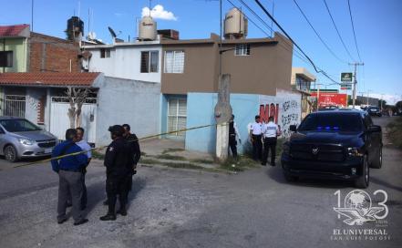 Reporte de violencia intrafamiliar termina en balacera 