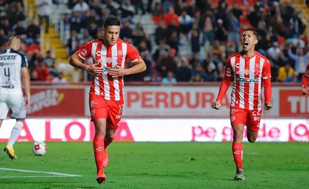 Necaxa le quita la victoria a Rayados de último minuto