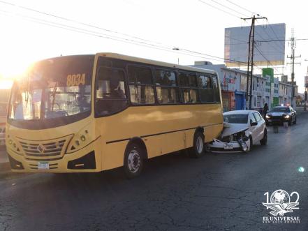 Choque en avenida Industrias, sólo daños