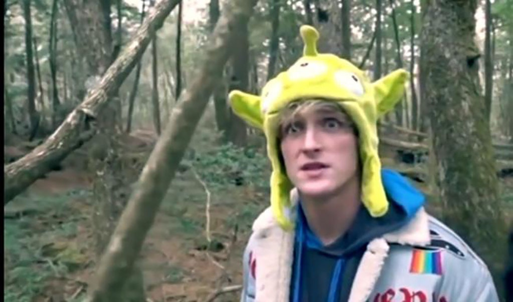 Youtuber Logan Paul muestra hombre ahorcado y lo critican