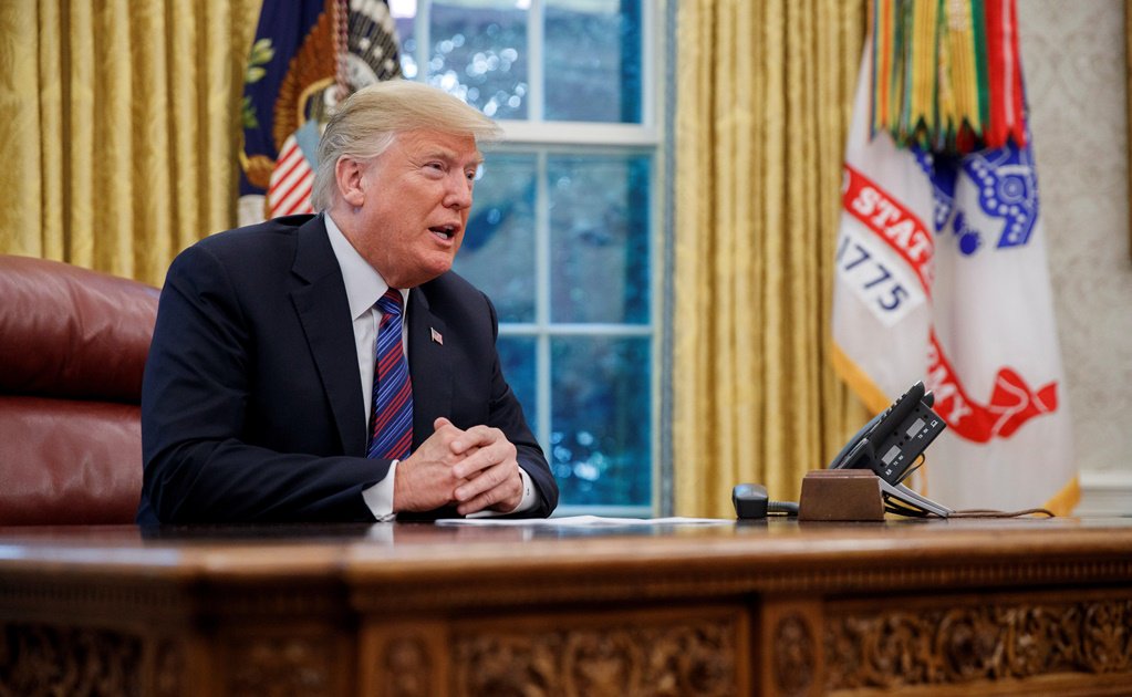 Tras acuerdo comercial, Trump reitera que México pagará muro en la frontera