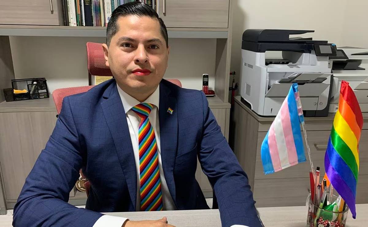 Jesús Ociel Baena llevó su lucha por la comunidad LGBT+ a redes sociales. Foto: Twitter @ocielbaena