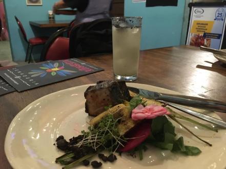 Oro y plata comestibles en un platillo, más que una cena es toda una experiencia en SLP