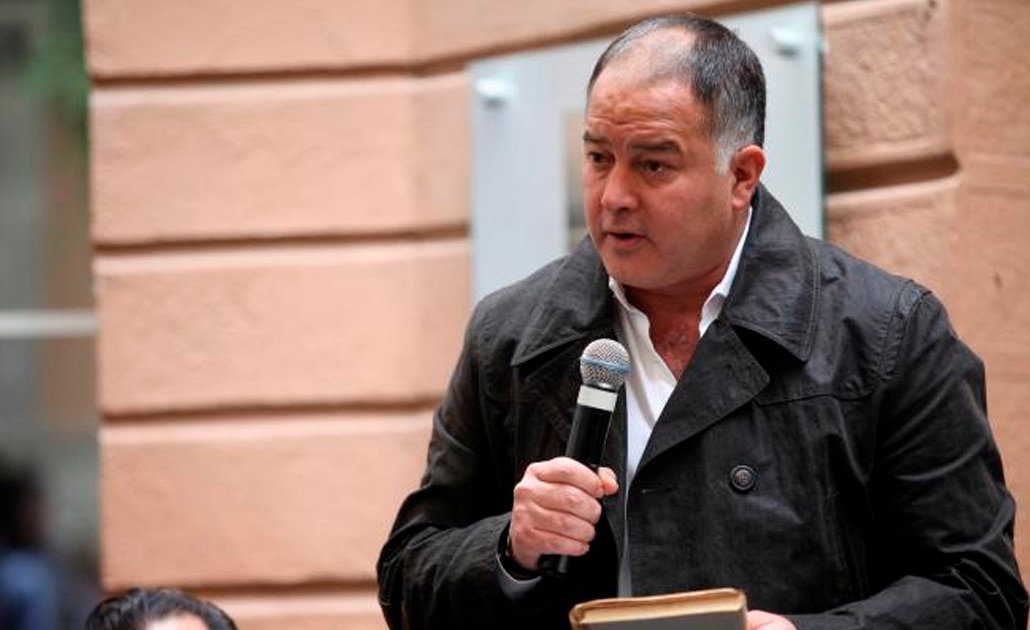 Héctor de Mauleón gana juicio en caso Joan Sebastian