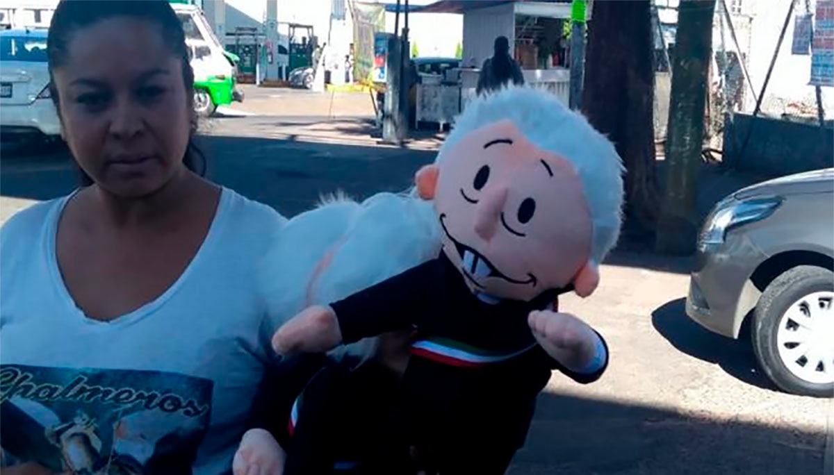 Para el AMLOFest "todo se vende"