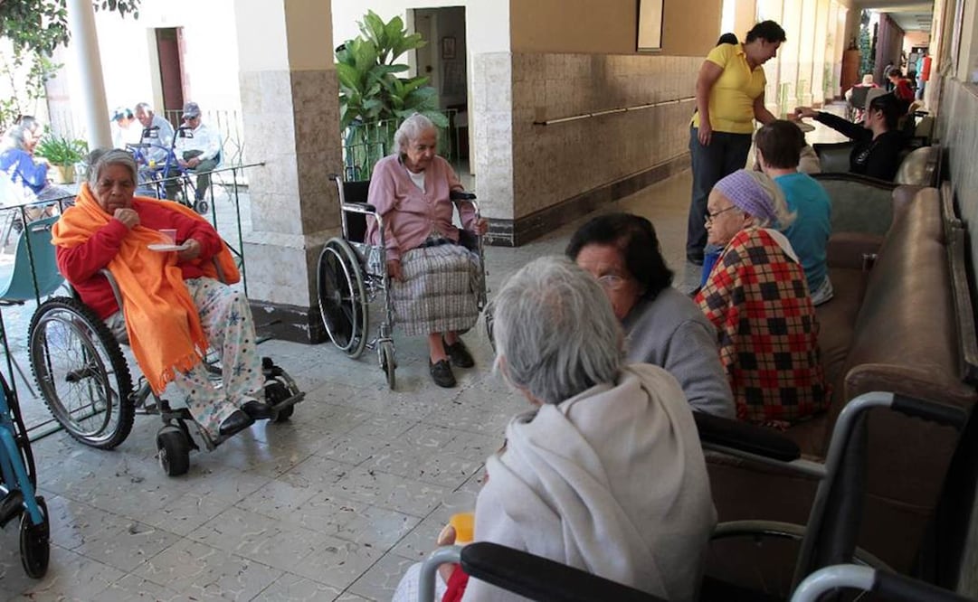 Alistan colectivos y diputada iniciativa de ley para cuidadoras en San Luis Potosí. Foto: Archivo EL UNIVERSAL