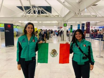 Desarrollan potosinas sustancia para eliminar tinta de envolturas; presenta su proyecto en Rumania