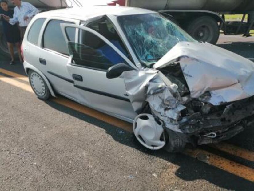 Mujer muere en accidente