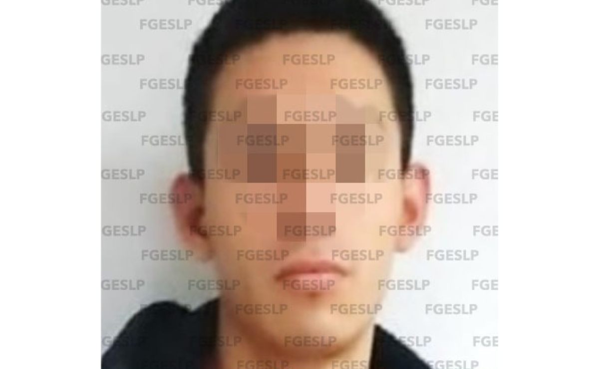 Seis años de prisión a sujeto que robo vehículo con violencia a un policía en la capital potosina 