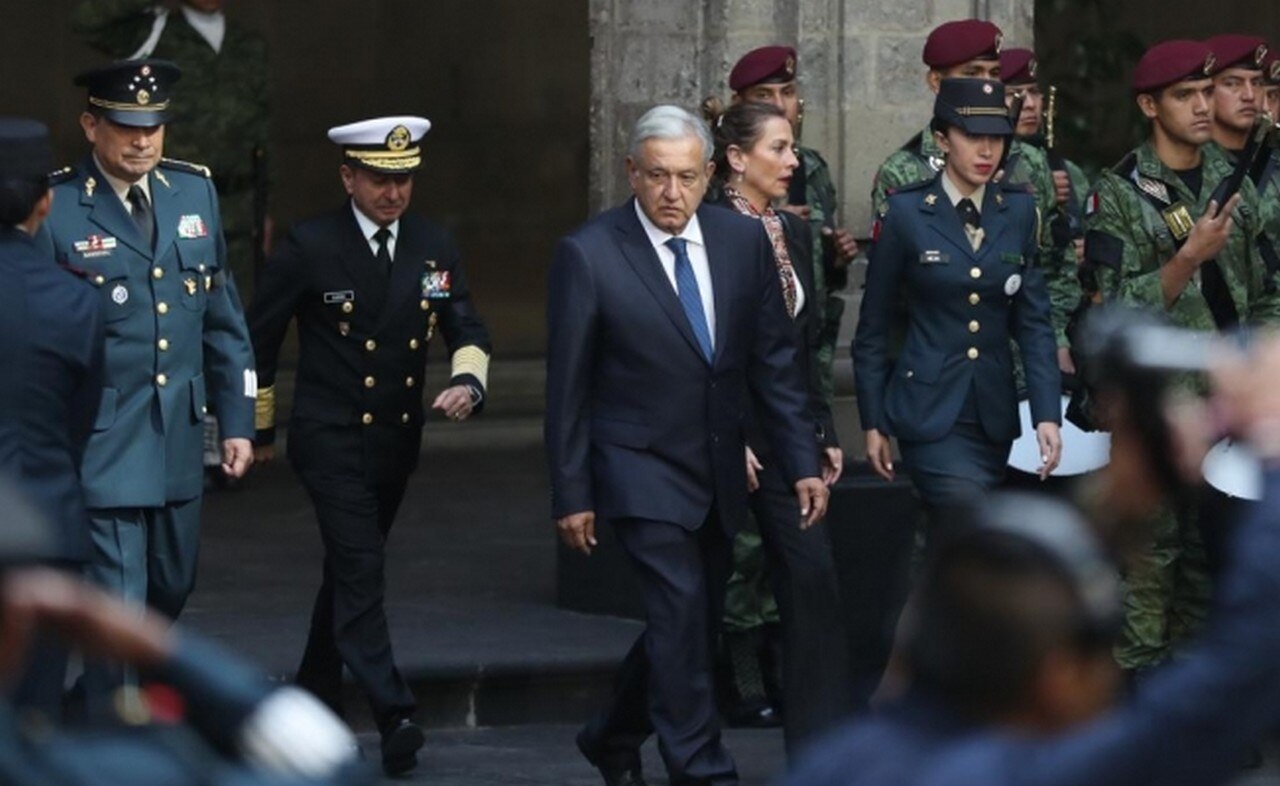  Mando de Guardia Nacional puede ser civil o militar: AMLO